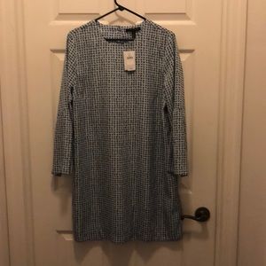 Banana Republic shift dress, never worn.